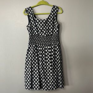 Worn black and white knee length dress with POCKETS!